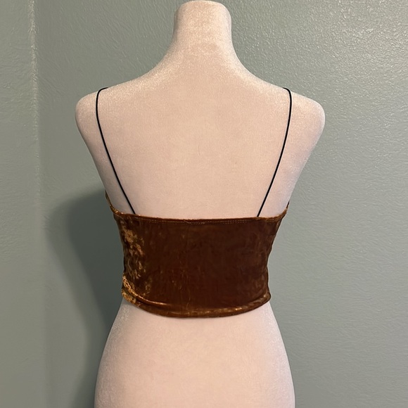 Windsor gold crop top XS - Picture 4 of 5